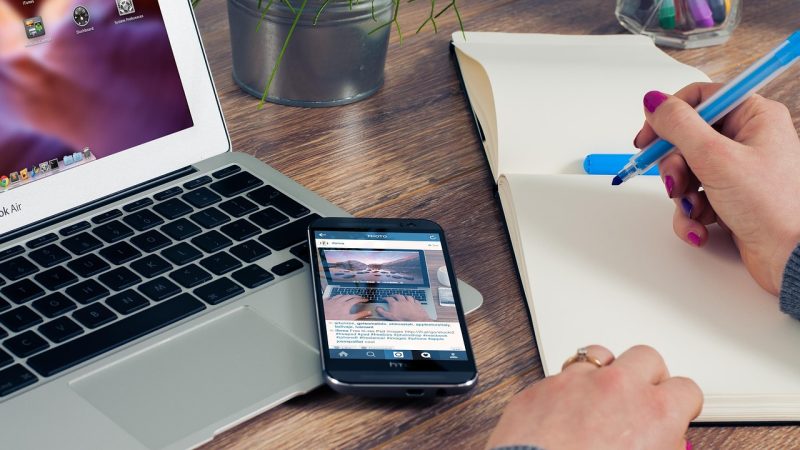 Las mejores páginas para descargar fondos de pantalla para tu celular