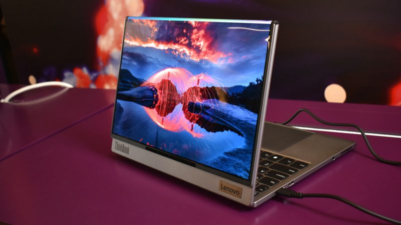 Lenovo apuesta doble: entretenimiento familiar en 2K y productividad accesible para la oficina